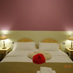 Lamarmora18 5*, Milano Italia